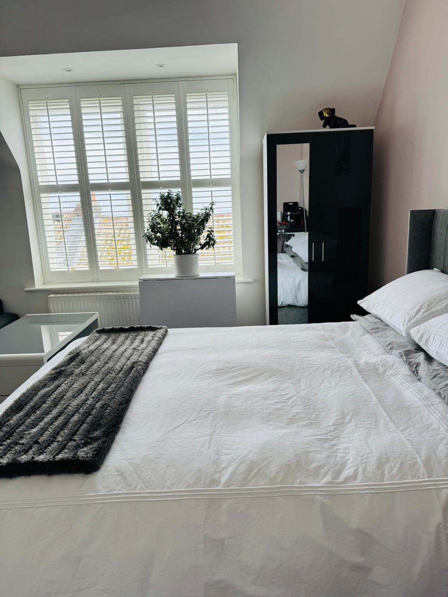 Penthouse Suite, Sea View, Close To Shops, Beach And Train St Leonards-on-Sea Εξωτερικό φωτογραφία